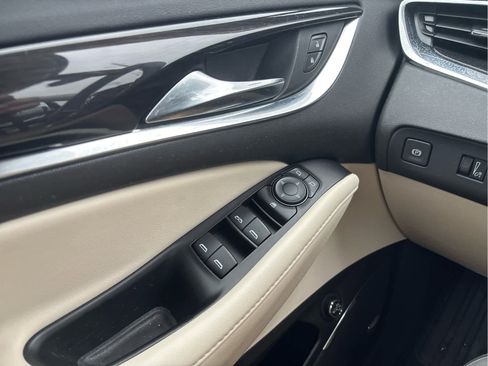 Certified 2024 Buick Enclave Essence w/ Experience Buick Package image 23