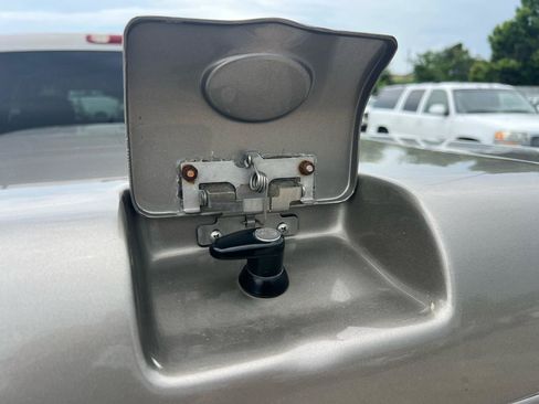 Used 2003 Chevrolet Silverado 1500 LS RWD image 47