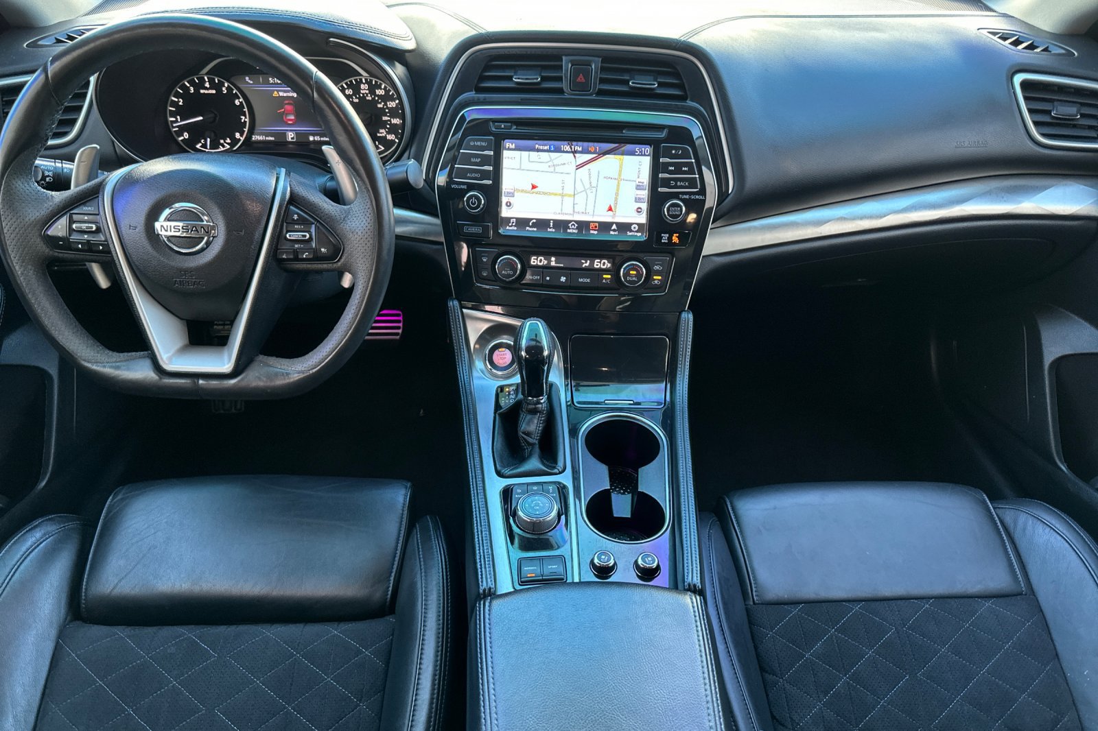 Used 2018 Nissan Maxima SR w/ Interior Lighting Package FWD image 15