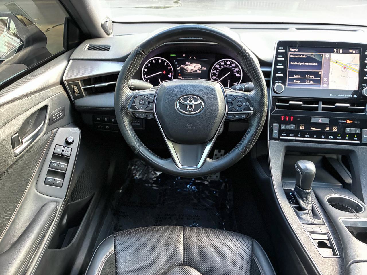 Used 2019 Toyota Avalon Touring FWD image 28