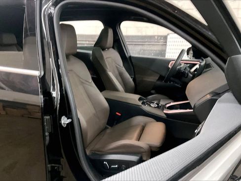 Used 2025 BMW X3 xDrive30i w/ Premium Package image 10