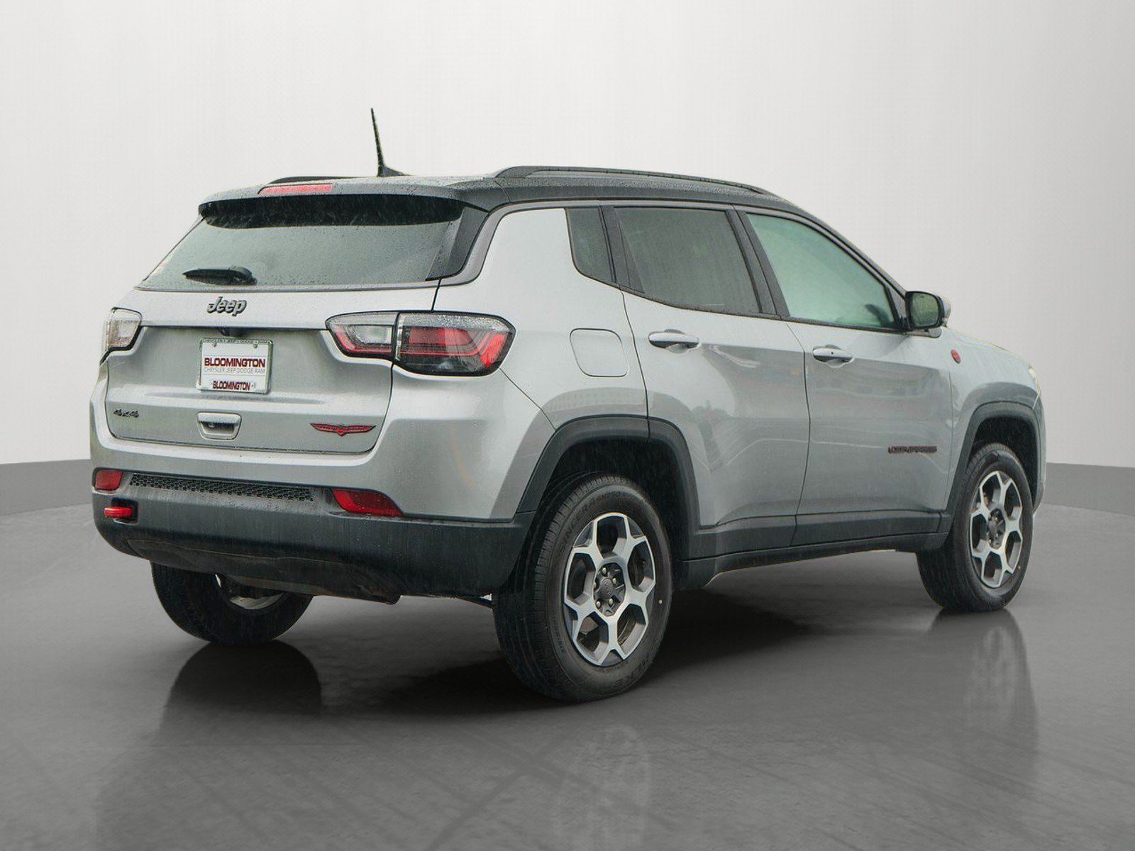 Used 2022 Jeep Compass Trailhawk w/ Trailhawk Elite Group AWD/4WD image 7