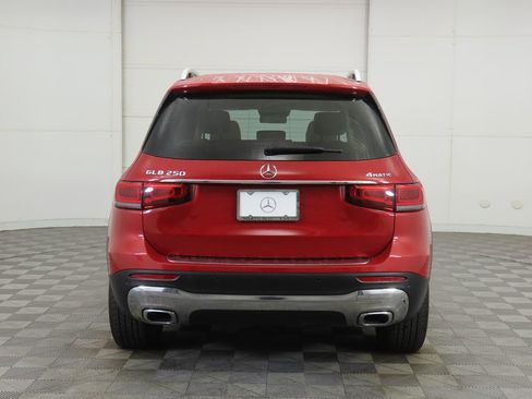 Certified 2022 Mercedes-Benz GLB 250 4MATIC image 6