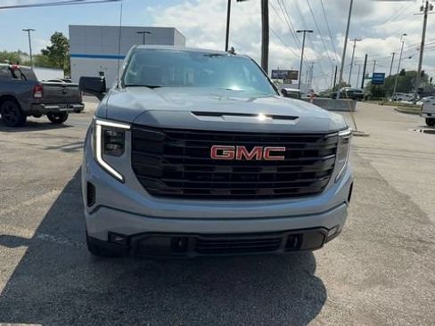 Used 2024 GMC Sierra 1500 Elevation AWD/4WD image 3