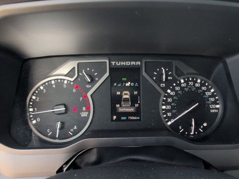 Used 2022 Toyota Tundra Limited image 24