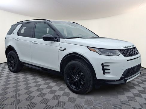 New 2026 Land Rover Discovery Sport Landmark image 5