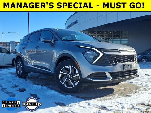 Used 2023 Kia Sportage LX image 1