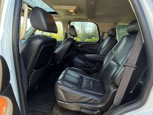 Used 2007 Chevrolet Tahoe LTZ w/ LTZ Preferred Equipment Group AWD/4WD image 20