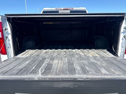 Used 2021 Chevrolet Silverado 1500 LTZ w/ LTZ Premium Package AWD/4WD image 29