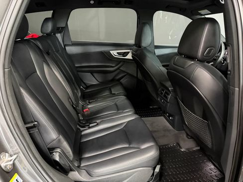 Used 2019 Audi Q7 2.0T Premium AWD/4WD image 22
