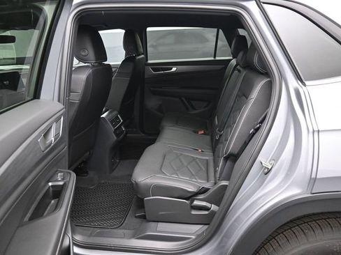 New 2026 Volkswagen Atlas Cross Sport SE AWD/4WD image 11