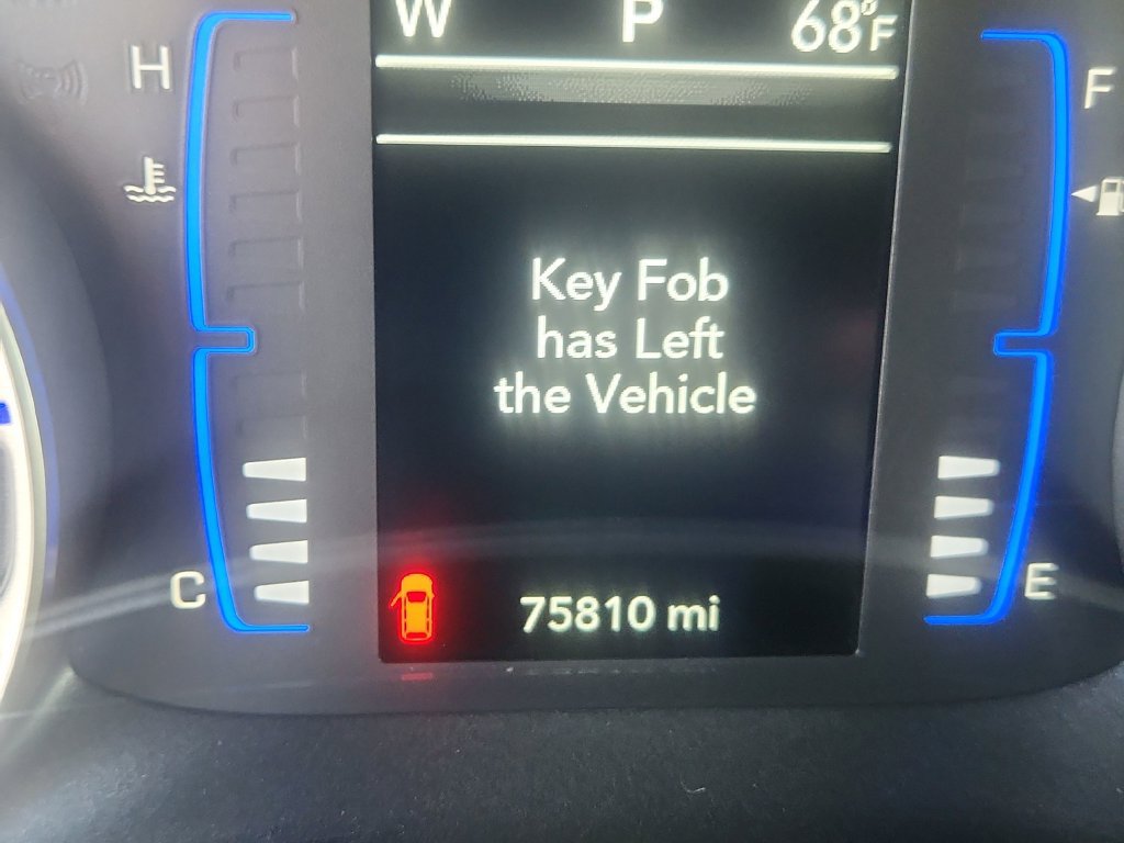 Used 2021 Chrysler Voyager LX FWD image 34