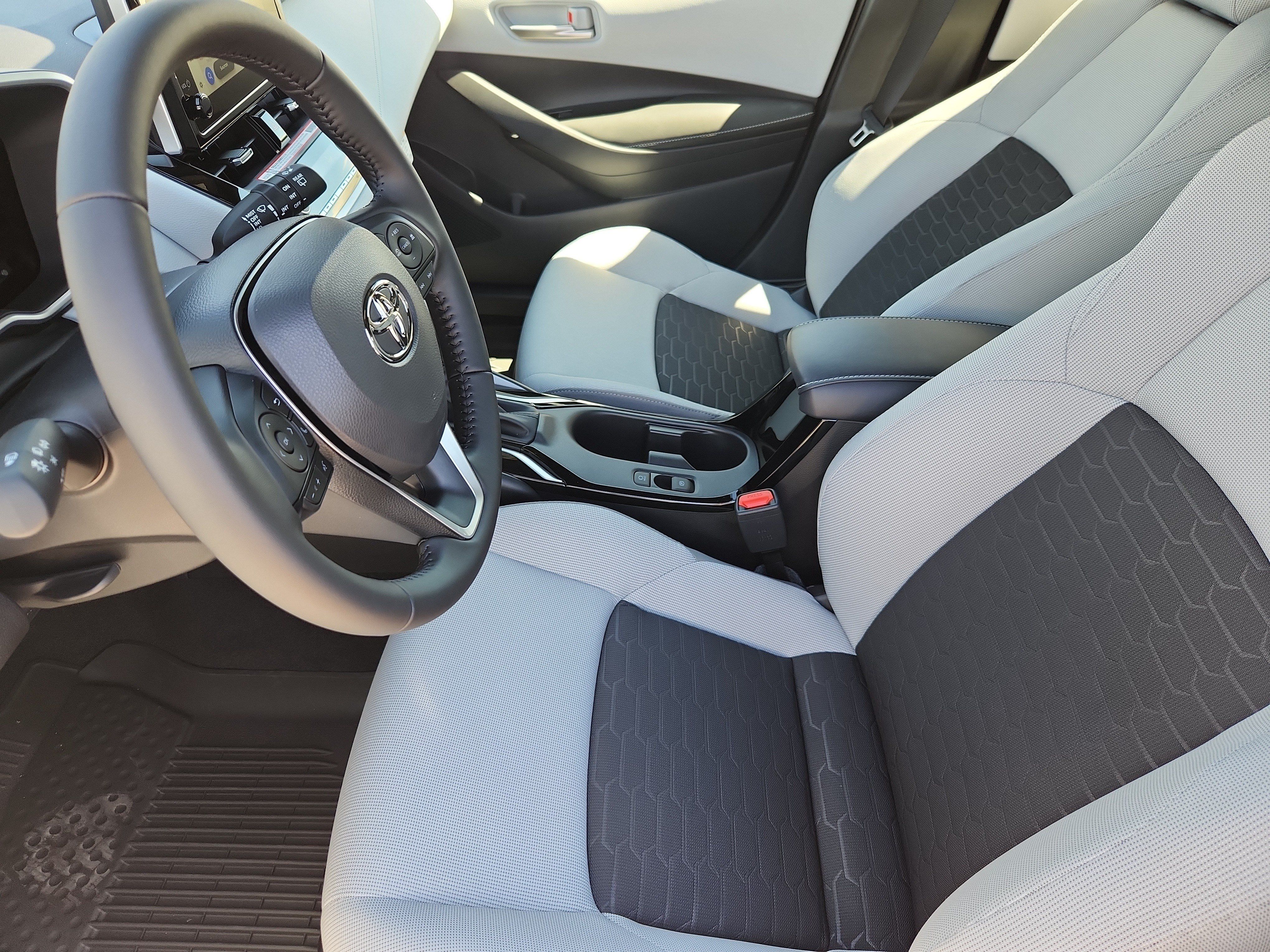 New 2027 Toyota Corolla SE FWD image 9