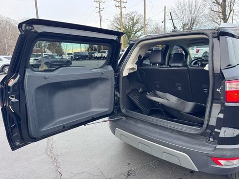 Used 2020 Ford EcoSport Titanium FWD image 39