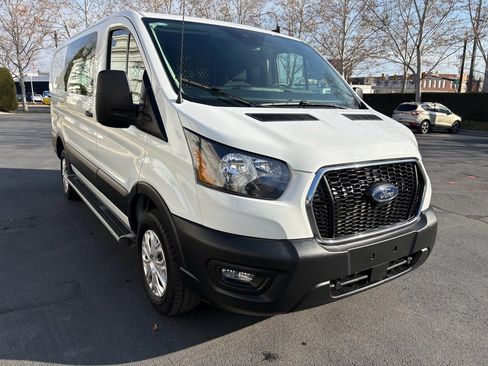 Used 2024 Ford Transit 250 Low Roof w/ Exterior Upgrade Package image 5