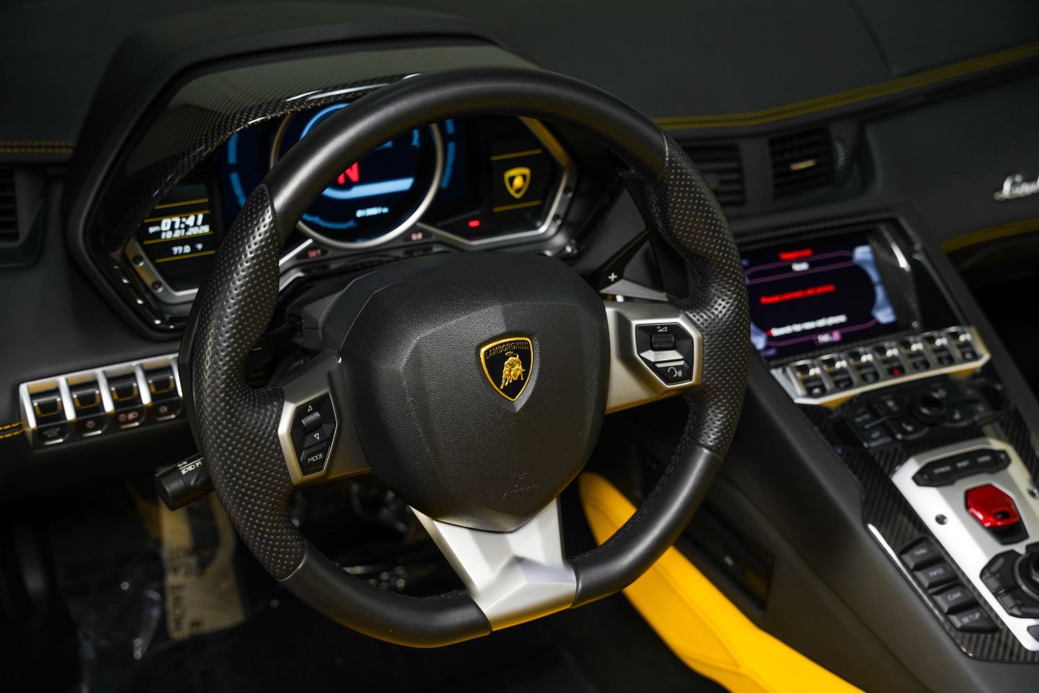 Used 2015 Lamborghini Aventador LP 700-4 AWD/4WD image 41
