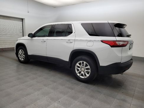Used 2020 Chevrolet Traverse LS image 3