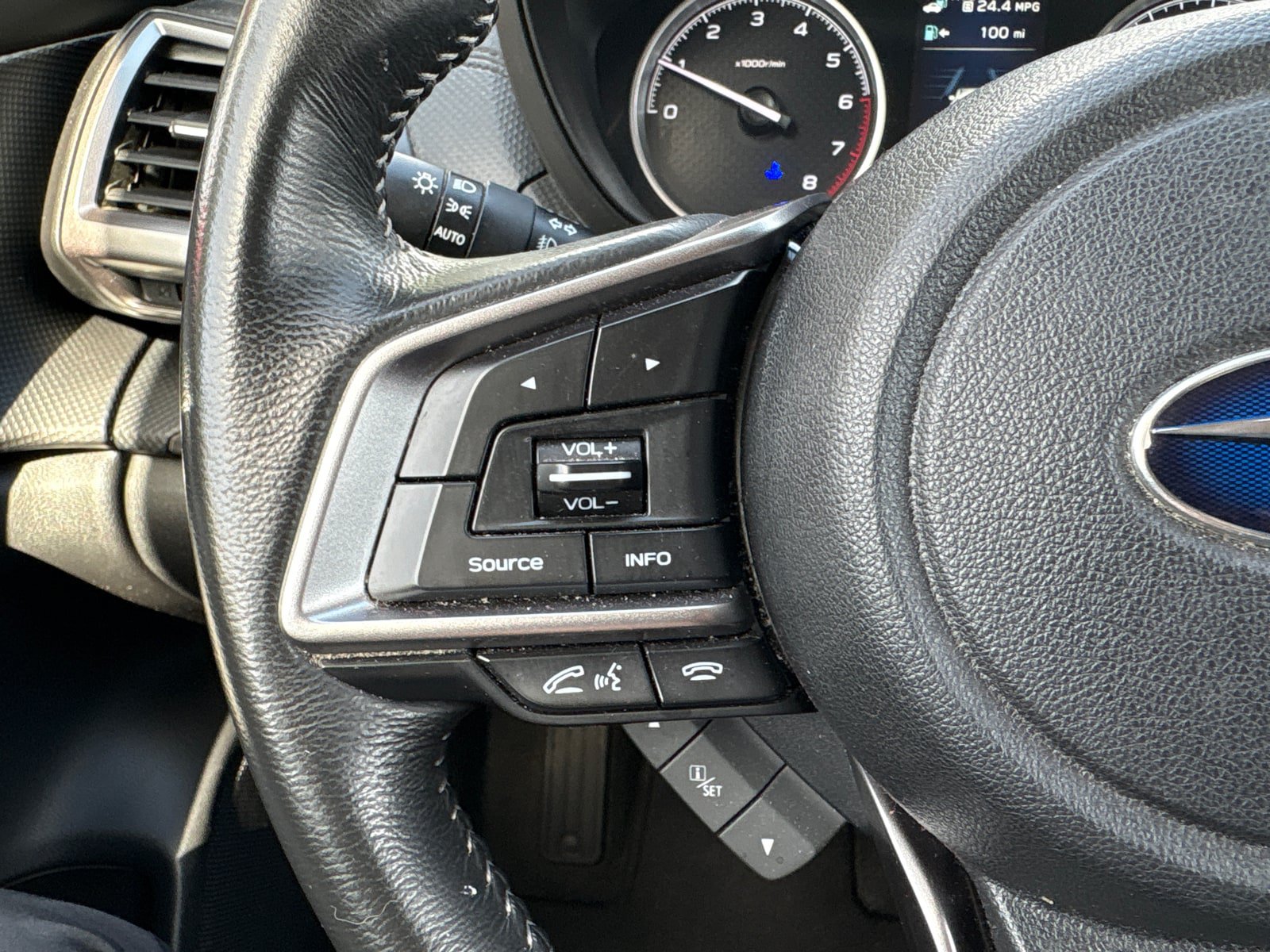 Used 2023 Subaru Forester Premium AWD/4WD image 18
