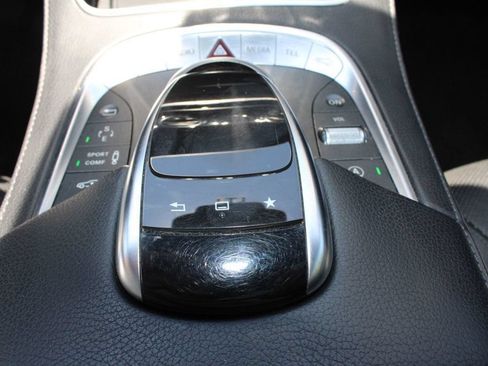 Used 2016 Mercedes-Benz S 550 Sedan image 21