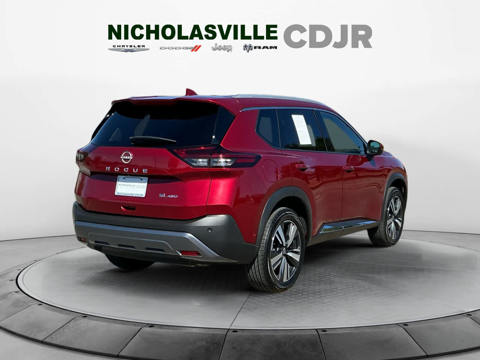 Used 2023 Nissan Rogue SL w/ SL Premium Package AWD/4WD image 5