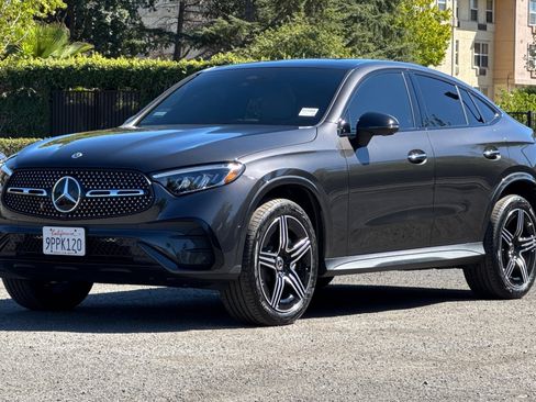 Used 2024 Mercedes-Benz GLC 300 4MATIC image 8