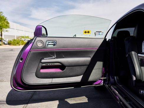 Used 2020 Rolls-Royce Wraith RWD image 18