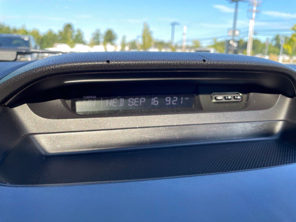 Used 2012 Acura MDX AWD/4WD image 25