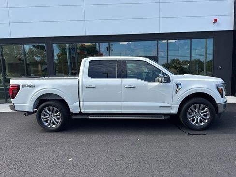 New 2025 Ford F150 Lariat w/ Equipment Group 501A Mid image 2