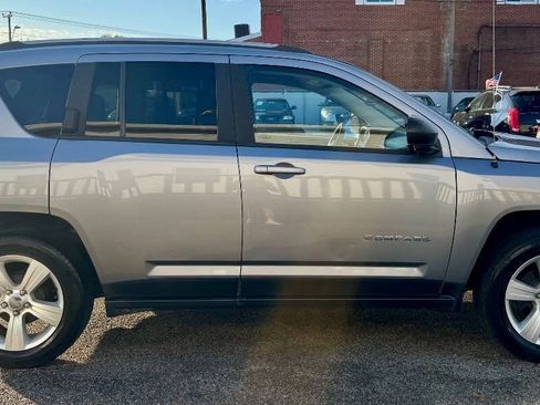 Used 2016 Jeep Compass Sport w/ Power Value Group FWD image 7