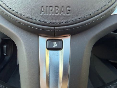 Used 2022 BMW Z4 M40i w/ Premium Package image 36