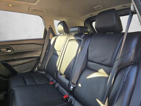 Used 2023 Nissan Rogue SL image 14