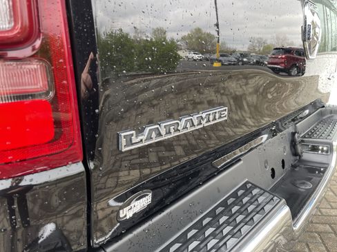 Used 2024 RAM 1500 Laramie image 17