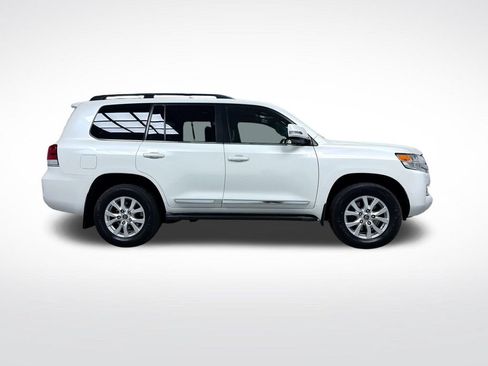 Used 2016 Toyota Land Cruiser AWD/4WD image 10