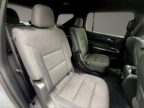 Used 2024 Chevrolet Traverse LT AWD/4WD image 29