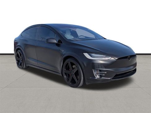 Used 2016 Tesla Model X Performance image 3
