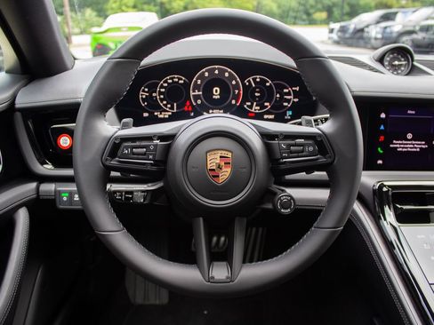 Used 2026 Porsche Panamera image 13