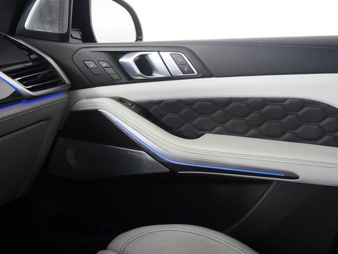 Used 2022 BMW X5 M Base w/ Competition Package 2 image 31