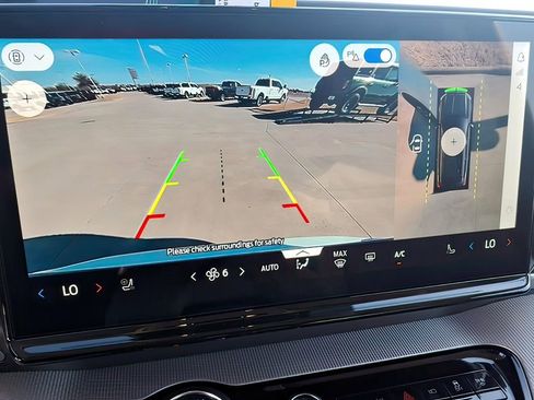 New 2026 Ford Expedition Active image 9