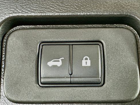 Used 2023 Nissan Rogue SV w/ SV Premium B Package FWD image 29