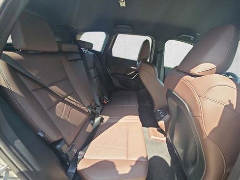 Used 2025 BMW X1 M35i w/ Shadowloine Package AWD/4WD image 18
