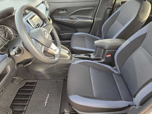 New 2025 Nissan Versa SV image 12