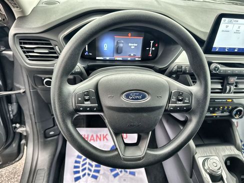 Used 2025 Ford Escape Active FWD image 17
