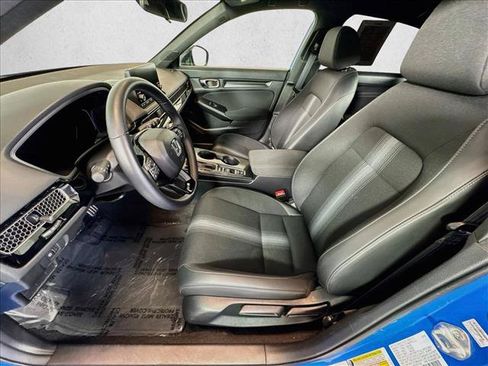 Used 2025 Honda Civic Sport image 18