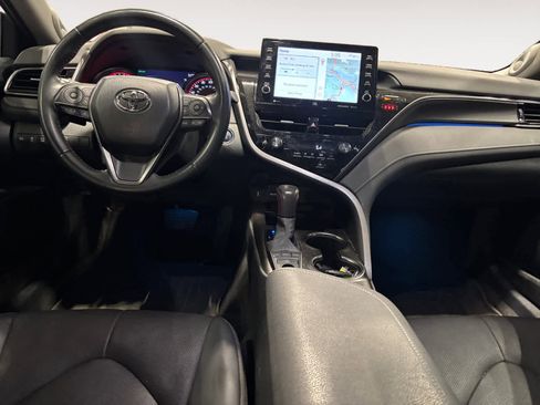 Used 2023 Toyota Camry XSE w/ Navigation Package image 11