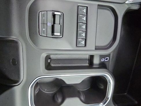 Used 2026 GMC Sierra 2500 Denali Ultimate AWD/4WD image 16