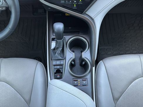 Used 2022 Toyota Camry XSE w/ Navigation Package image 22