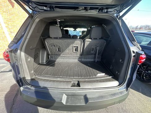 Used 2023 Chevrolet Traverse LT w/ LPO, Floor Liner Package AWD/4WD image 23