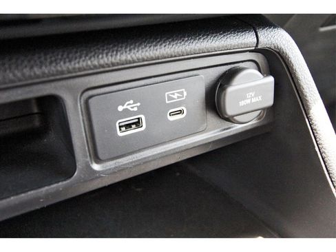 Used 2023 Honda Pilot LX image 30