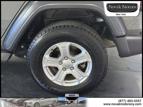 Used 2020 Jeep Wrangler Unlimited Sport S AWD/4WD image 6