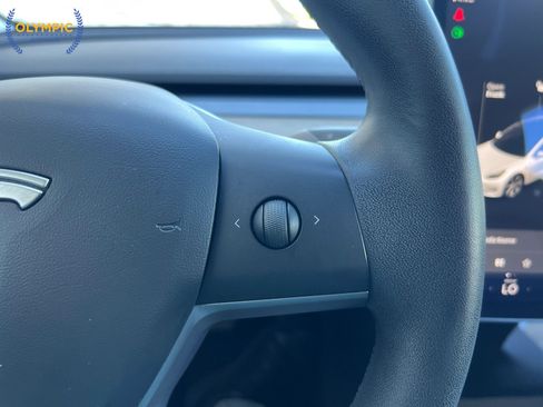 Used 2020 Tesla Model 3 Standard Range RWD image 25